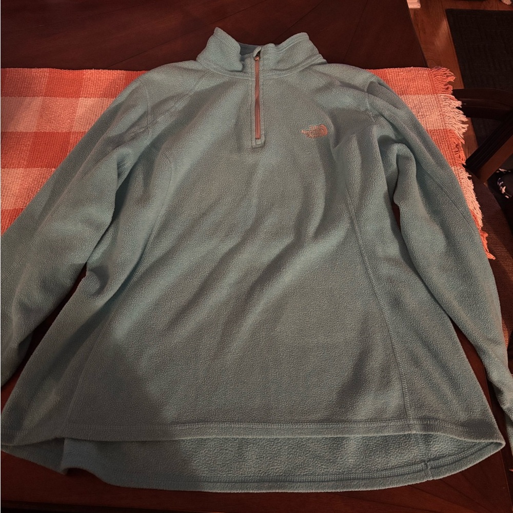 The North Face Women’s Fleece 1/4 Zip